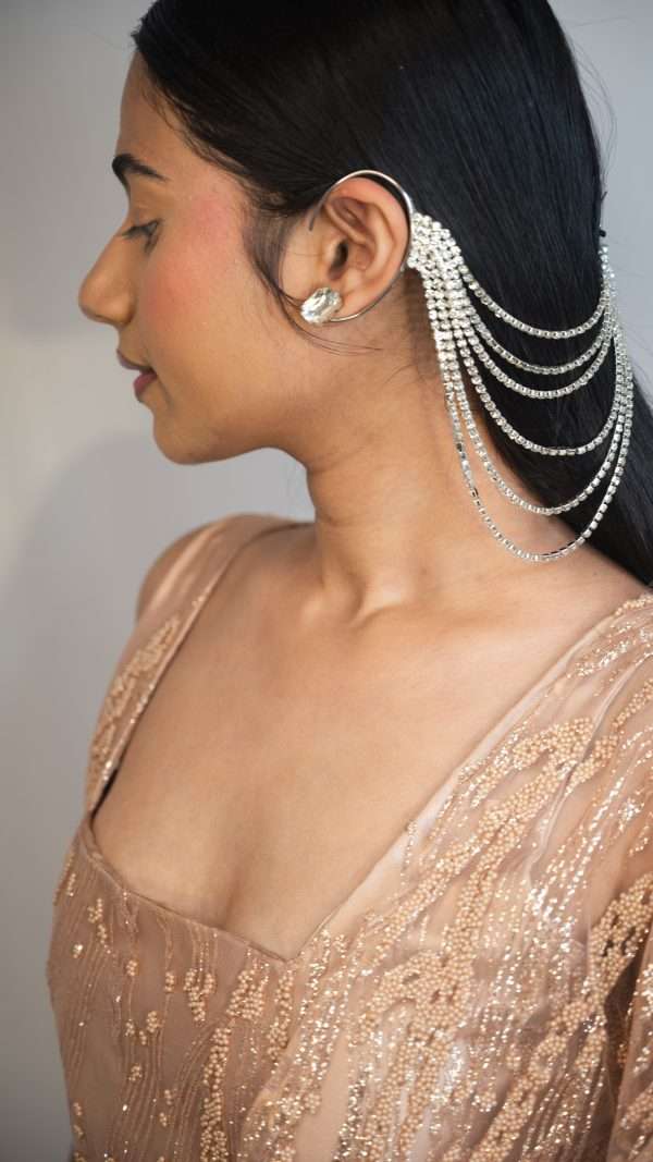 Silver earcuff accessory with studs - Image 3