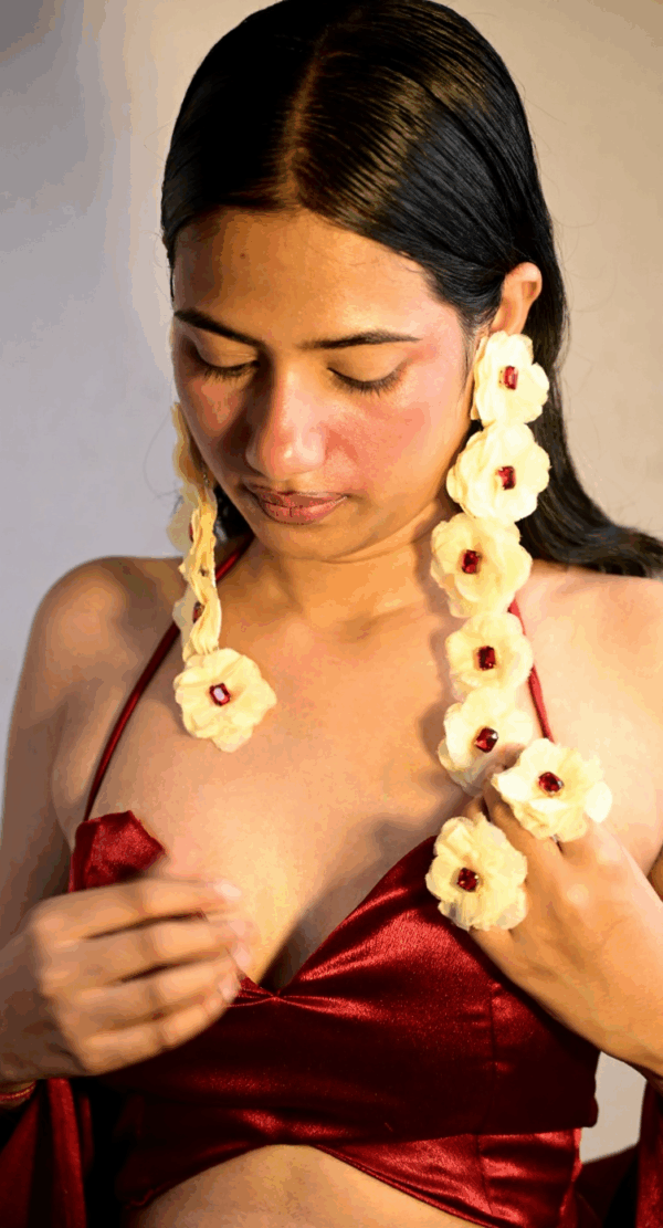 RUBY BLOOM EARRINGS AND RING SET - Image 2