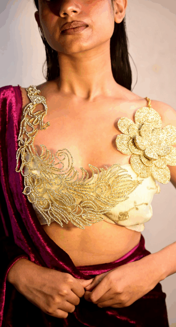 Mayuri Phool Sona Cape Necklace