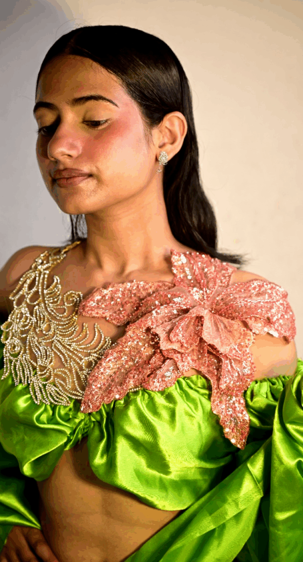 Swarna Mayuri Pushp Cape Necklace