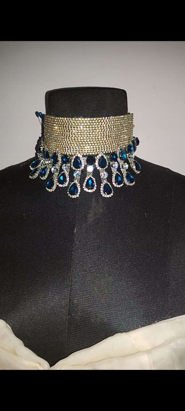 Diamond Glow Collar